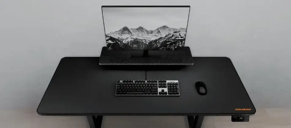 Cougar E-STAR 140 Gaming Desk
