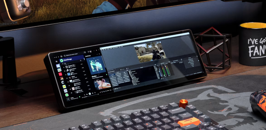 Corsair XENEON EDGE 14.5