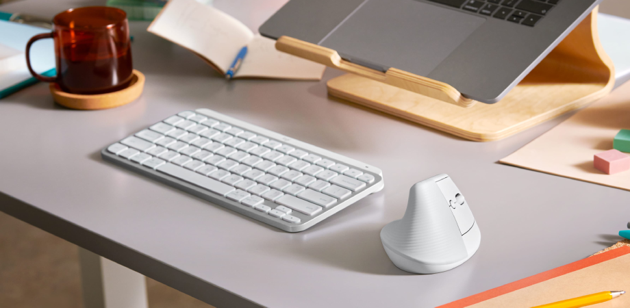 Logitech Ergo Series Lift Vertical Ergonomic Mouse